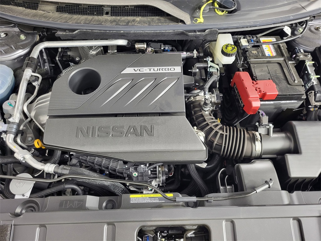 2025 Nissan Rogue Platinum photo 17