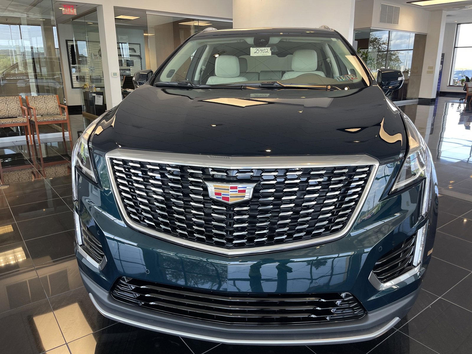 2025 Cadillac XT5 Premium Luxury photo 7