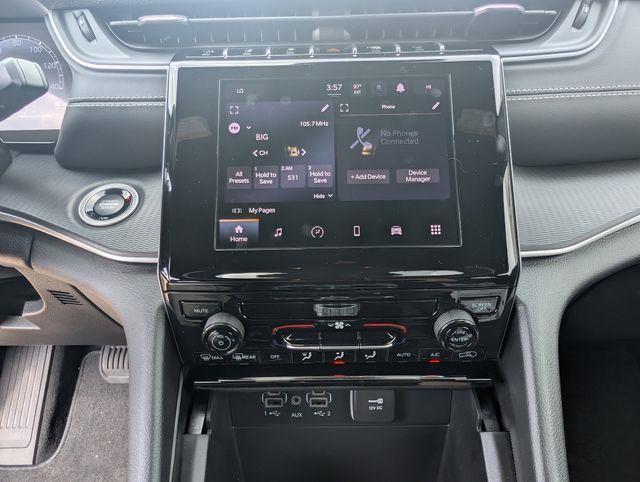 2025 Jeep Grand Cherokee Laredo X photo 13