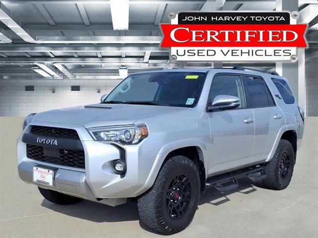 2022 Toyota 4Runner TRD Off-Road Premium's photo
