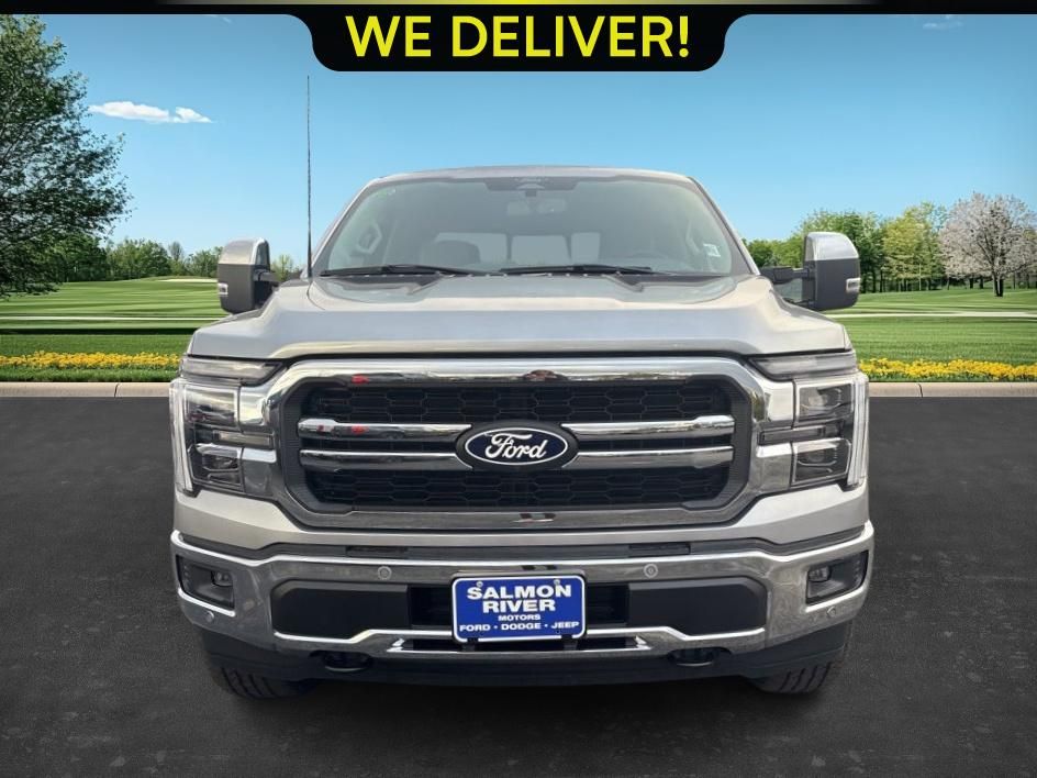 2025 Ford F-150 Lariat photo 2