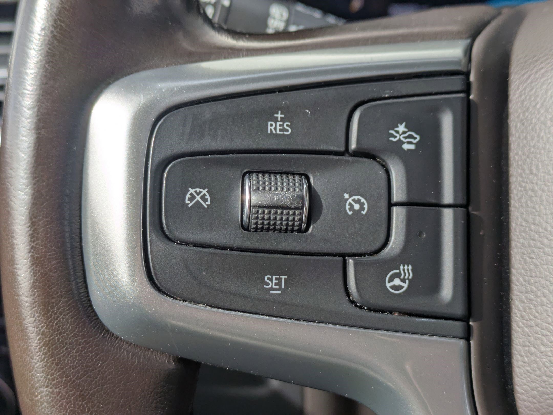 2022 Chevrolet Tahoe LT photo 14