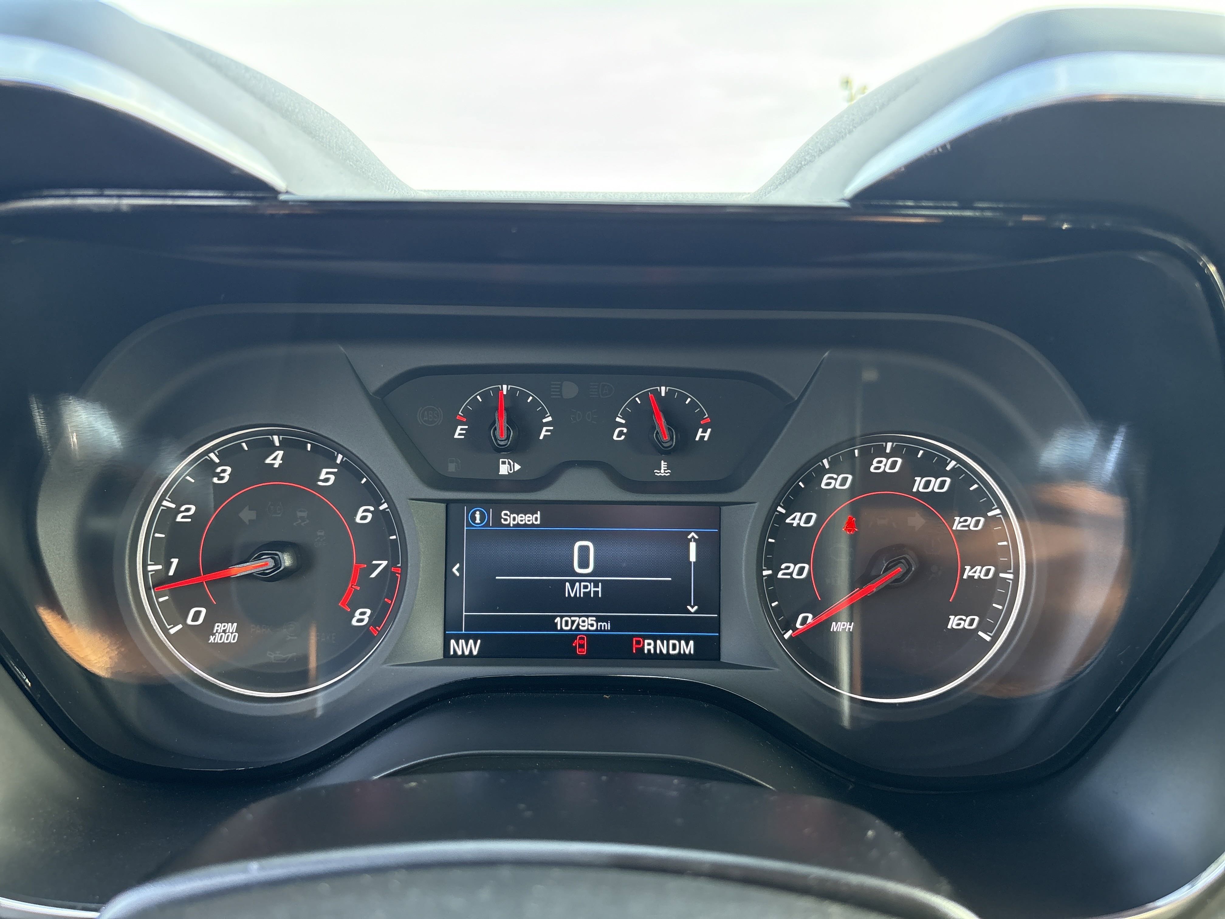 2024 Chevrolet Camaro 2LT photo 2