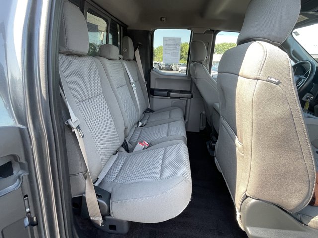 2017 Ford F-150 XLT photo 35