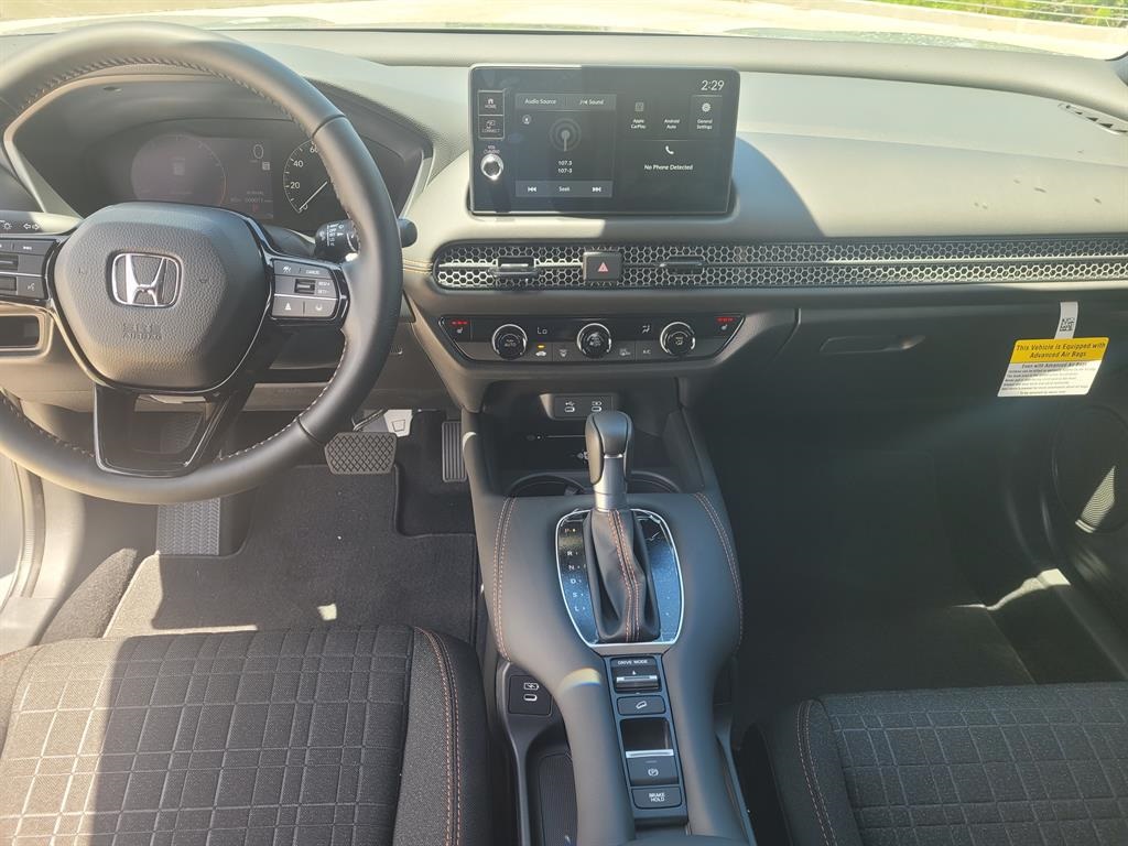 2026 Honda HR-V Sport photo 2