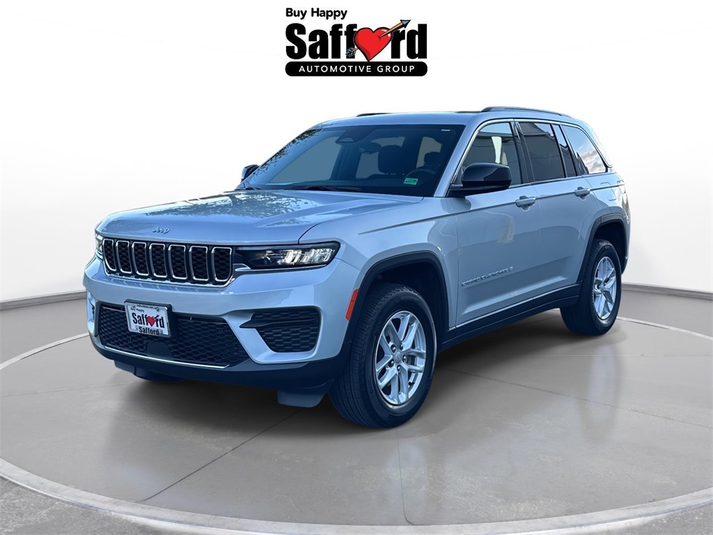 2025 Jeep Grand Cherokee Laredo's photo