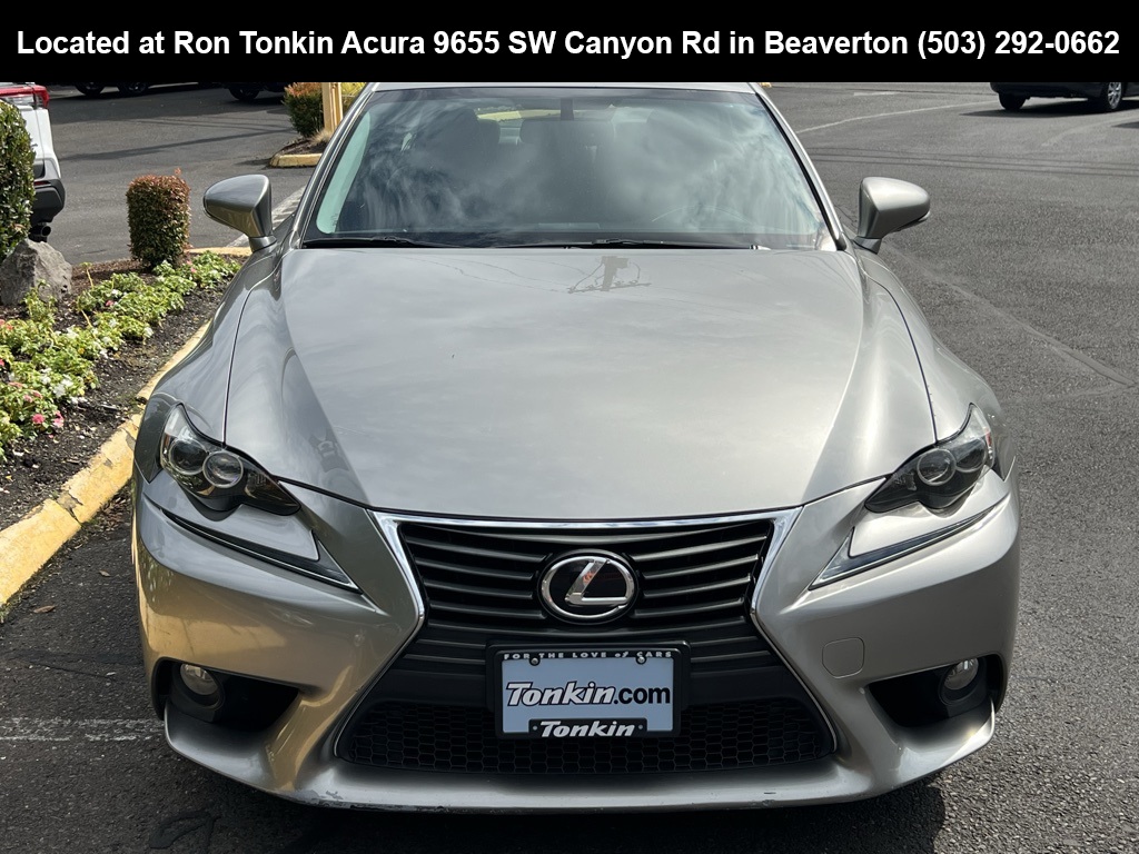 2014 Lexus IS 250 photo 3