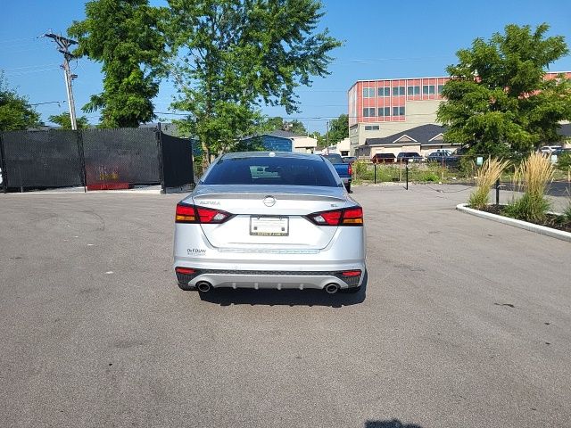 2023 Nissan Altima 2.5 SL photo 4