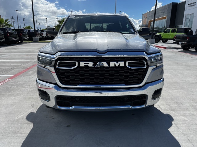2025 Ram 1500 Tradesman photo 2