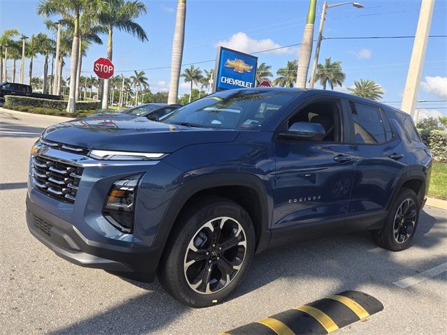 2025 Chevrolet Equinox LT photo 4