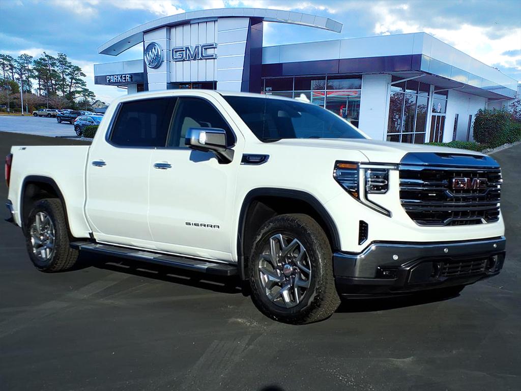 2026 GMC Sierra 1500 SLT's photo
