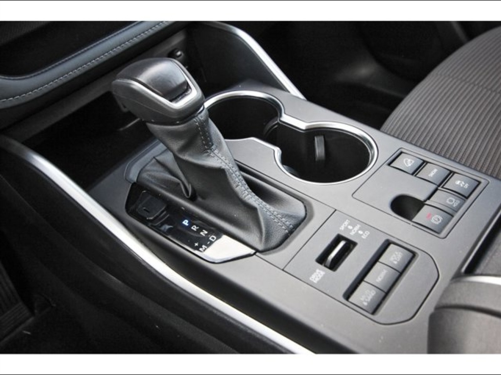 2024 Toyota Highlander LE Black at Robbins Nissan