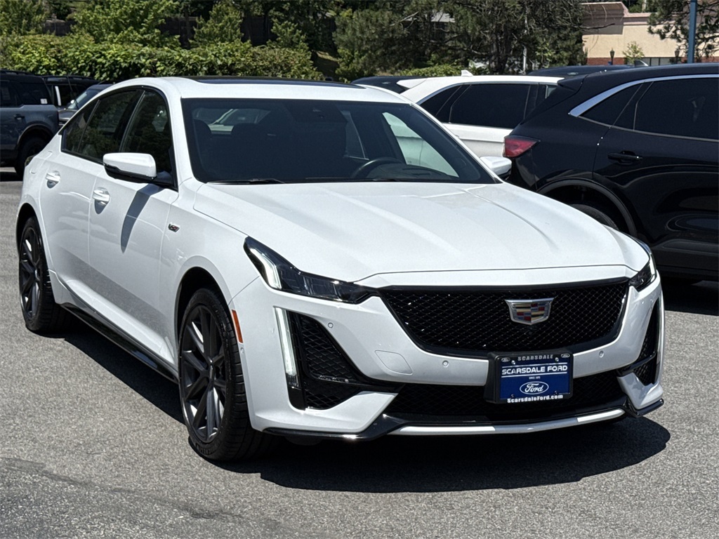 Used 2024 Summit White Cadillac V-Series image 1