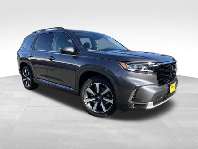 2025 Honda Pilot Touring's photo