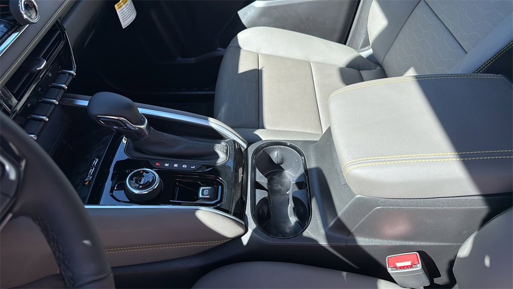 2026 Chevrolet Colorado ZR2 photo 16