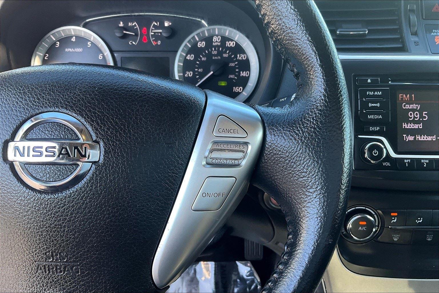2015 Nissan Sentra SV photo 17