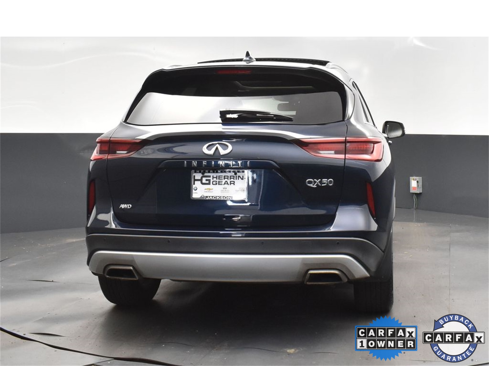 2022 Infiniti QX50 Luxe photo 3