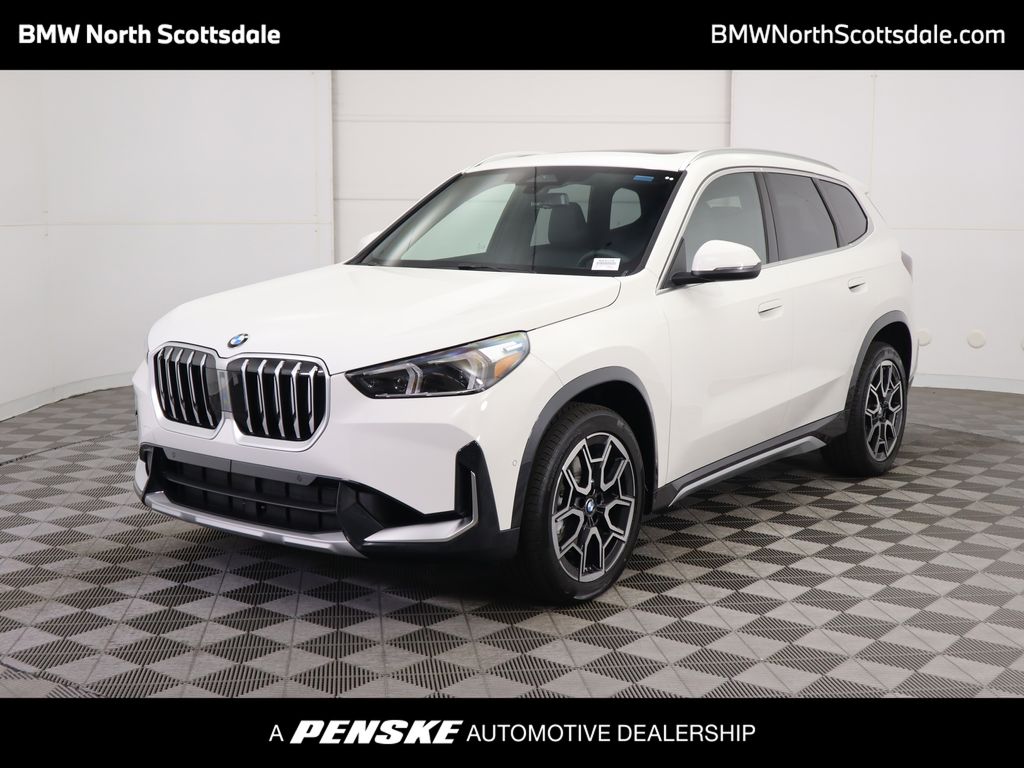 2025 BMW X1 28i's photo