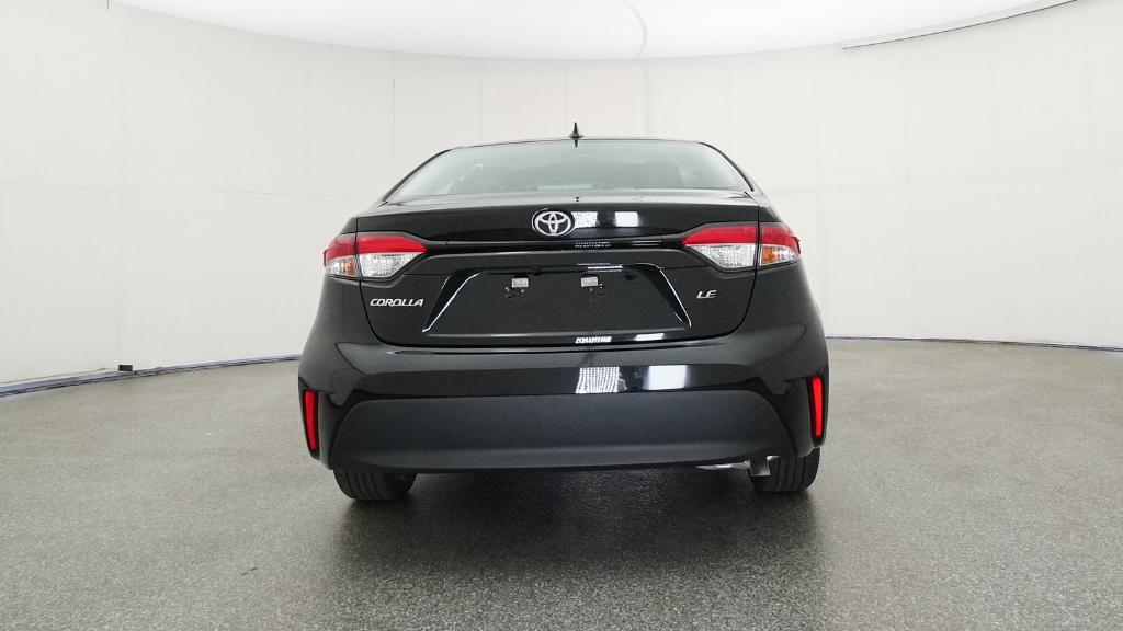 2025 Toyota Corolla LE photo 17