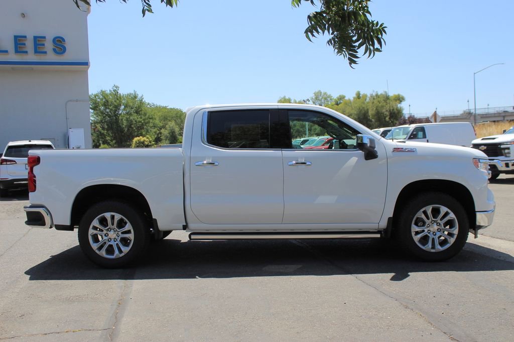 2025 Chevrolet Silverado 1500 LTZ photo 5