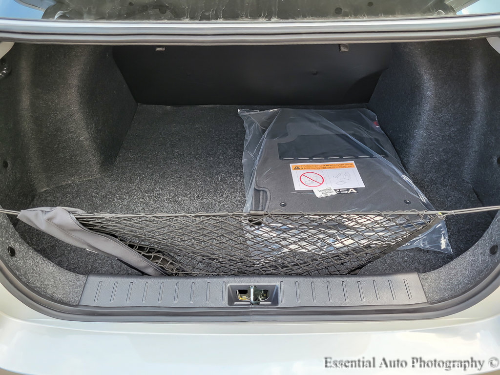 2025 Nissan Versa S photo 16