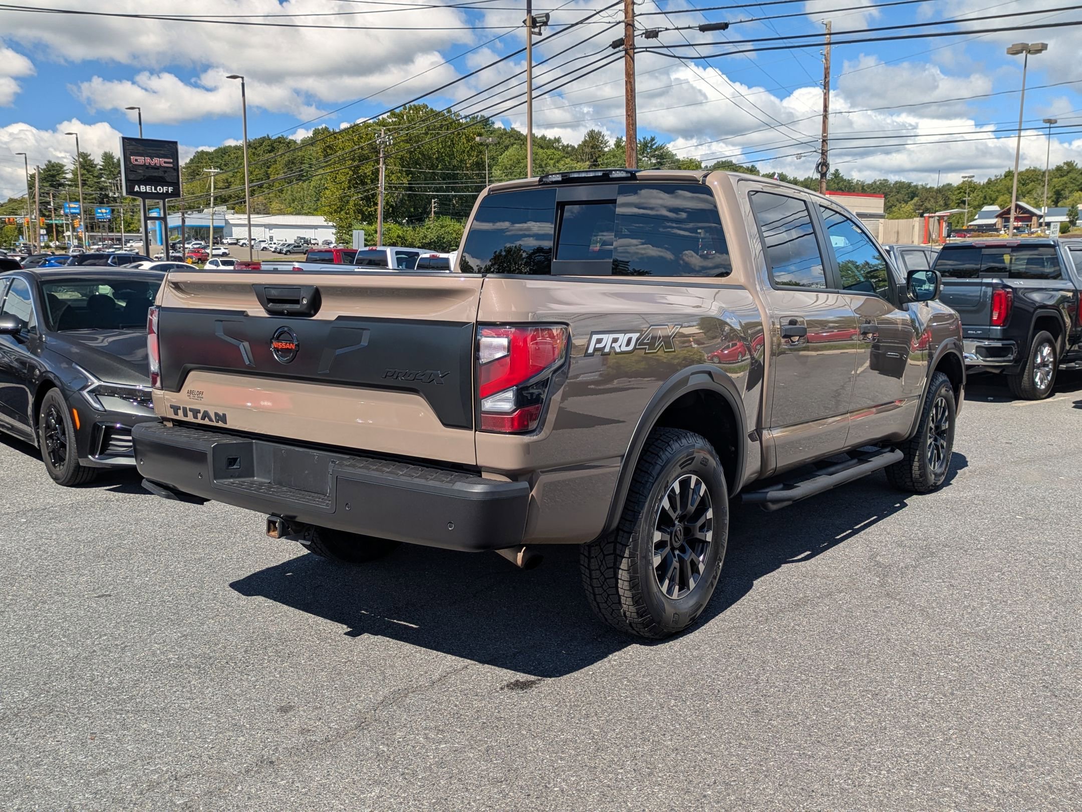 2020 Nissan Titan PRO-4X photo 4