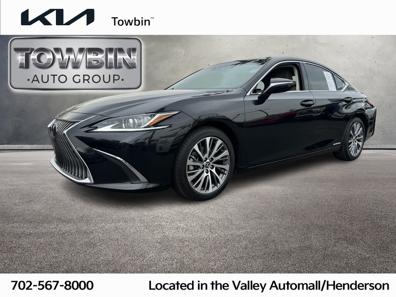 2021 Lexus ES Hybrid 300h's photo