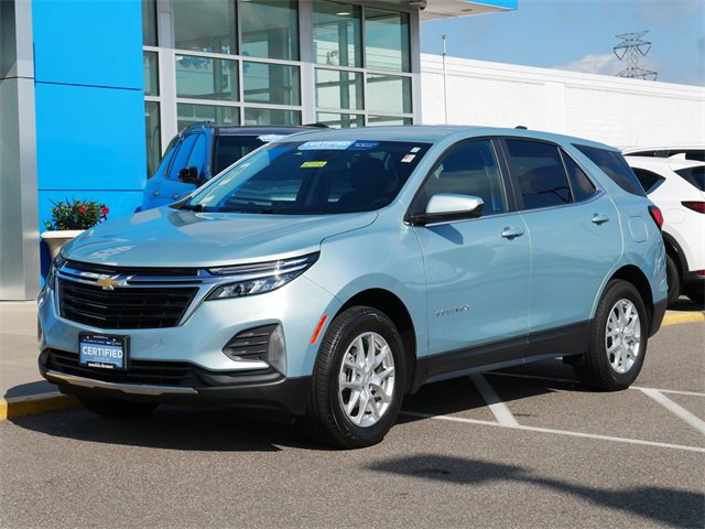 Used 2022 Chevrolet Equinox LT with VIN 2GNAXUEV7N6139611 for sale in Roseville, Minnesota