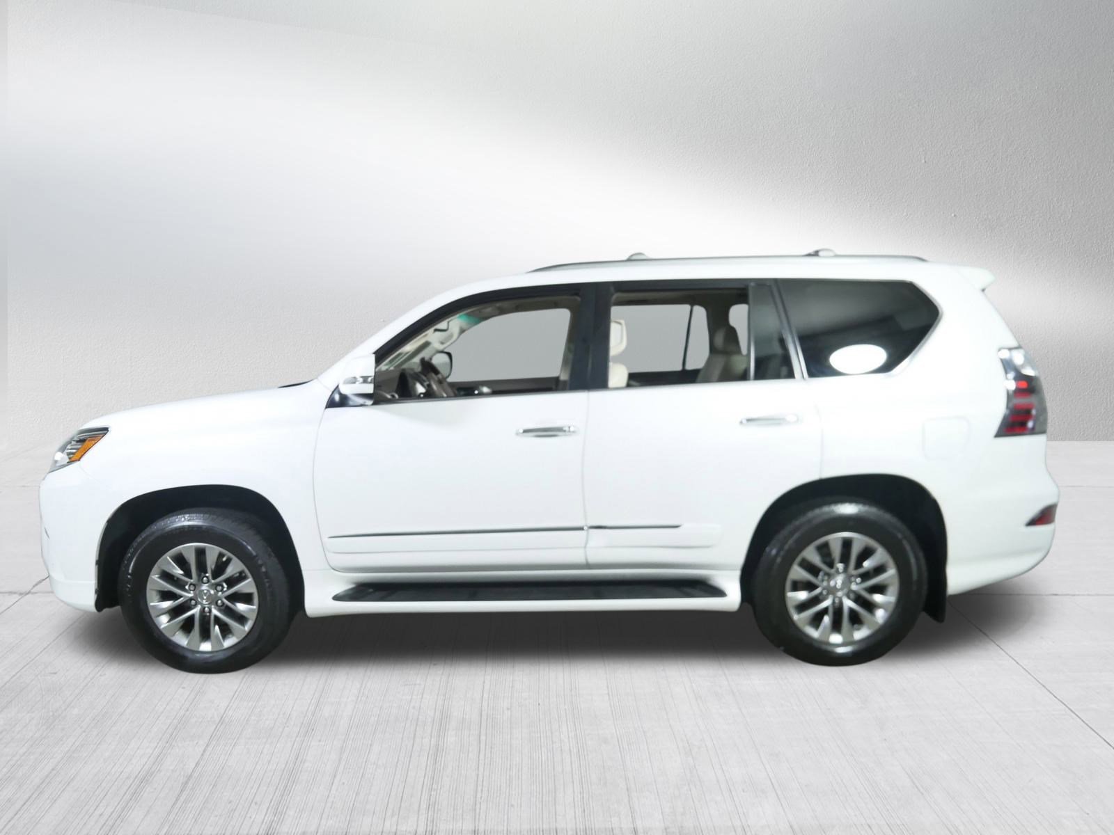 2017 Lexus GX 460 Luxury photo 7