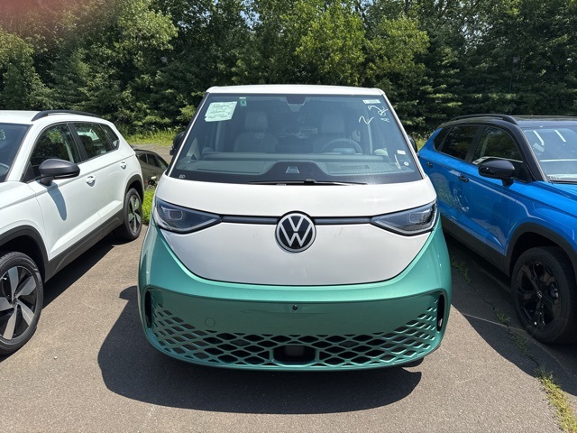 2025 Volkswagen ID. Buzz Pro Plus photo 2