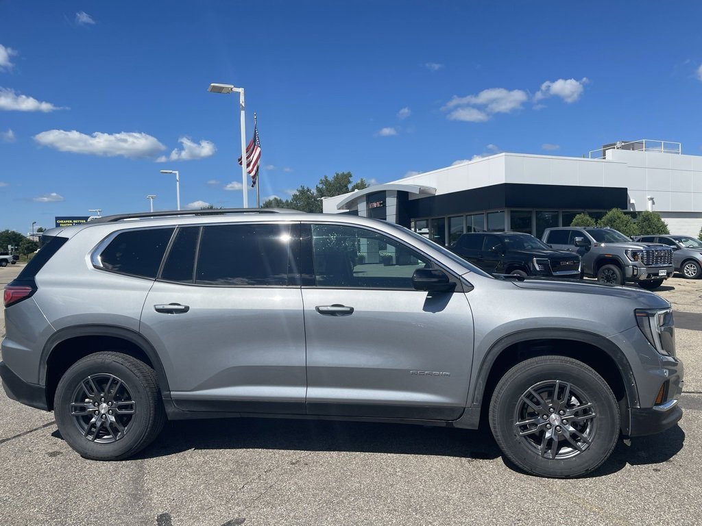 Used 2025 GMC Acadia Elevation with VIN 1GKENNRS4SJ147870 for sale in Rochester, Minnesota