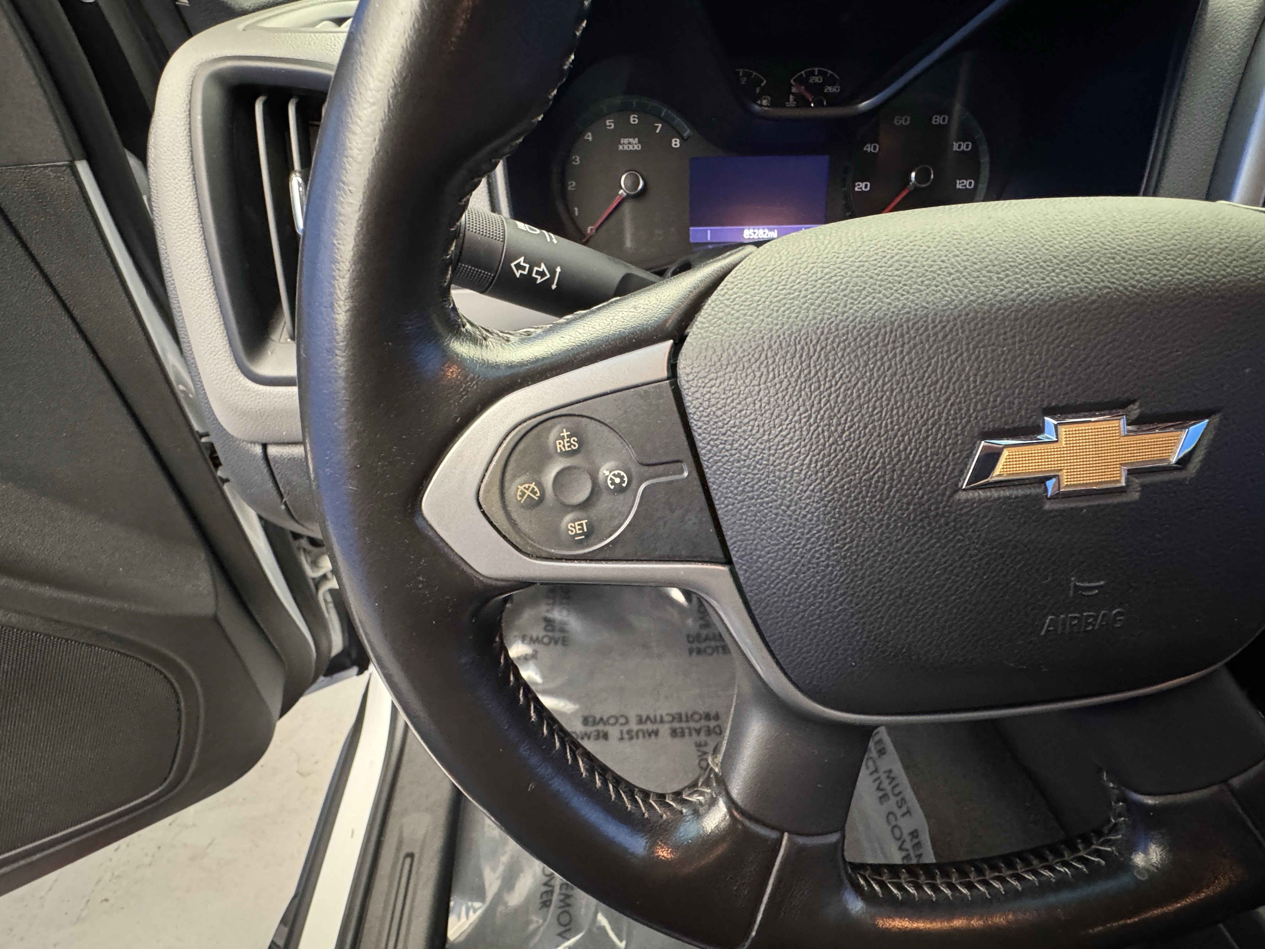 2020 Chevrolet Colorado LT photo 3