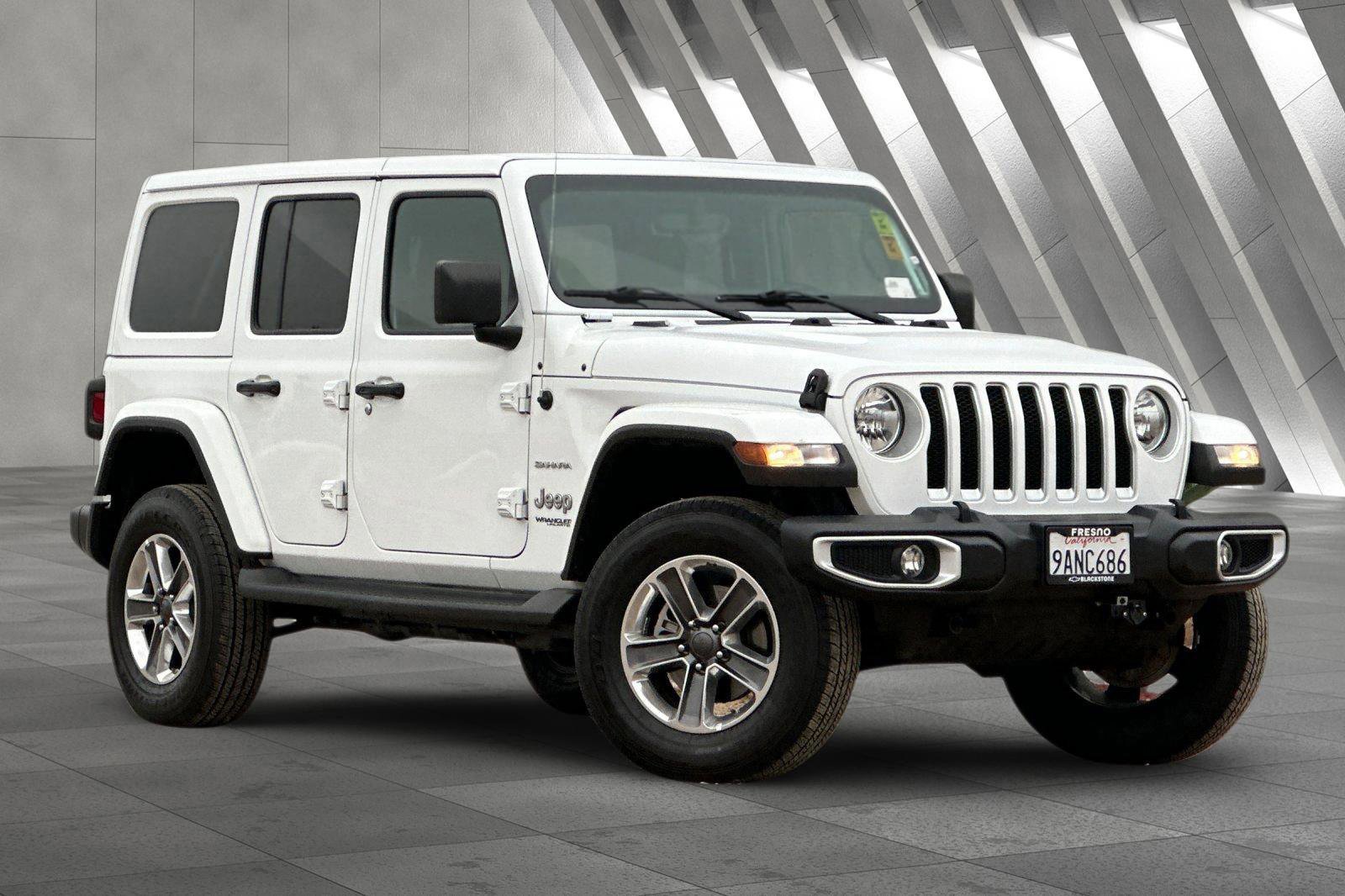 2022 Jeep Wrangler Sahara's photo