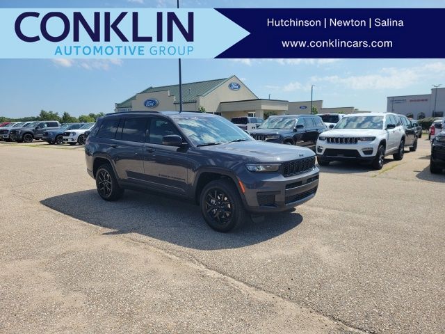 2025 Jeep Grand Cherokee L Altitude's photo