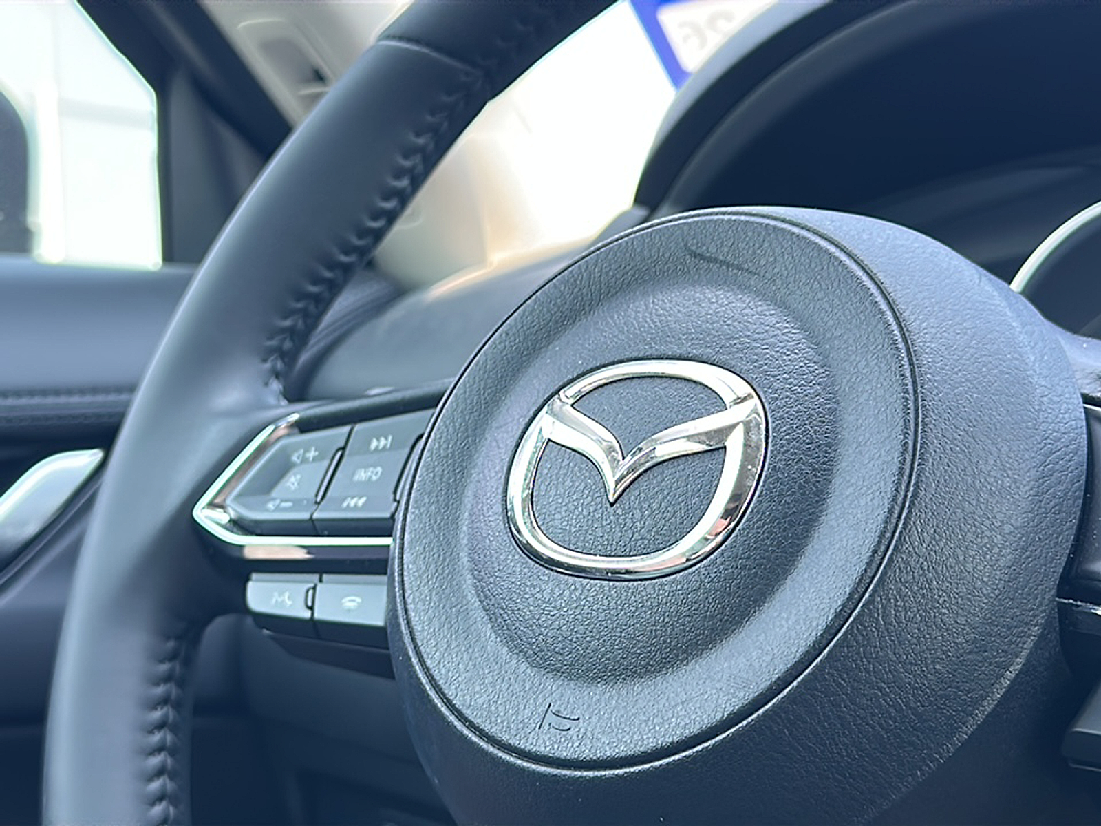 2024 Mazda CX-5 2.5 Select photo 17