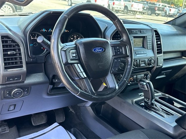 2017 Ford F-150 XL photo 2