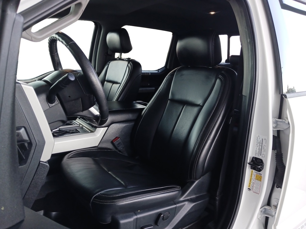 2020 Ford F-150 Lariat photo 10