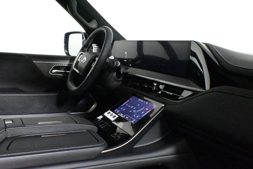 2025 Infiniti QX80 photo 33