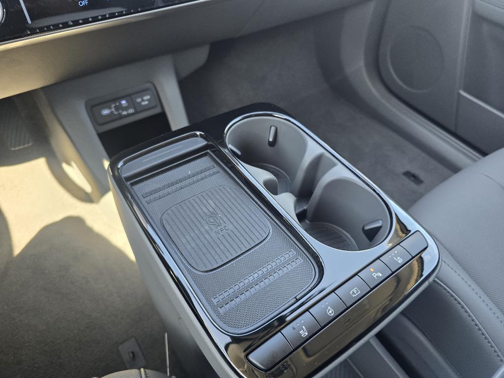 2025 Hyundai Ioniq 5 SEL photo 15