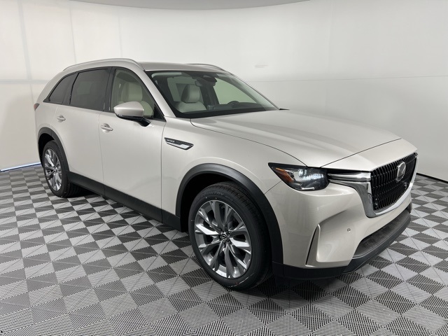 2026 Mazda CX-90 Preferred Package's photo