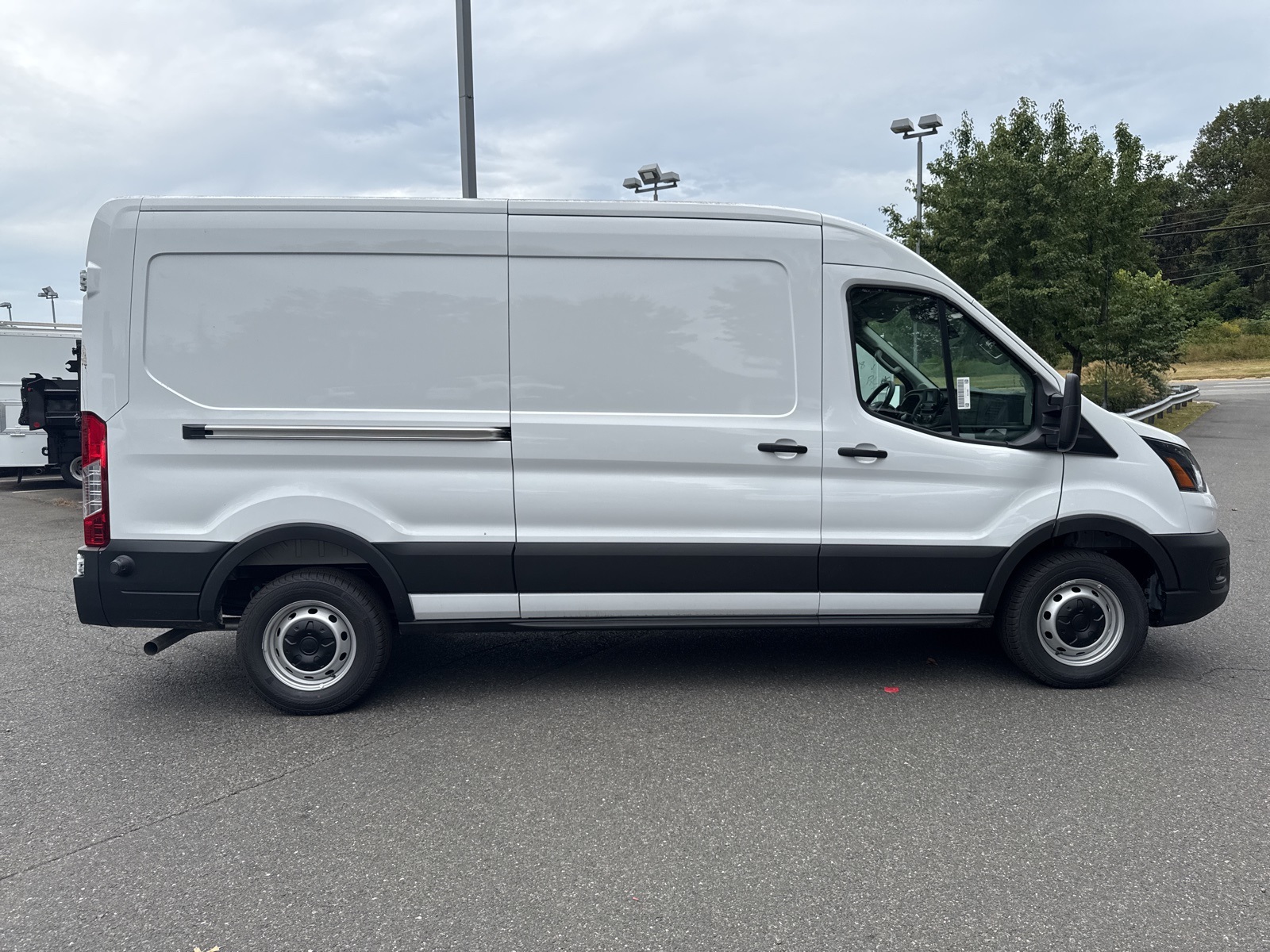 2025 Ford Transit photo 9