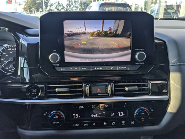 2025 Nissan Pathfinder SV photo 22