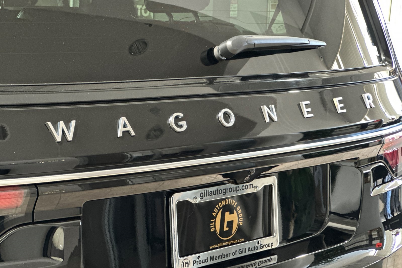 2025 Jeep Wagoneer Base photo 27