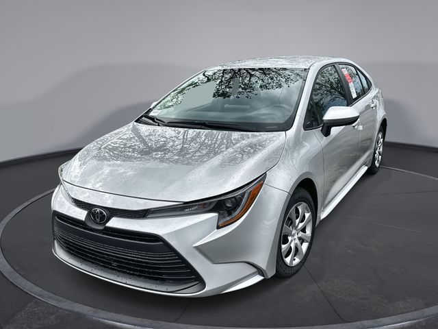 2026 Toyota Corolla LE's photo