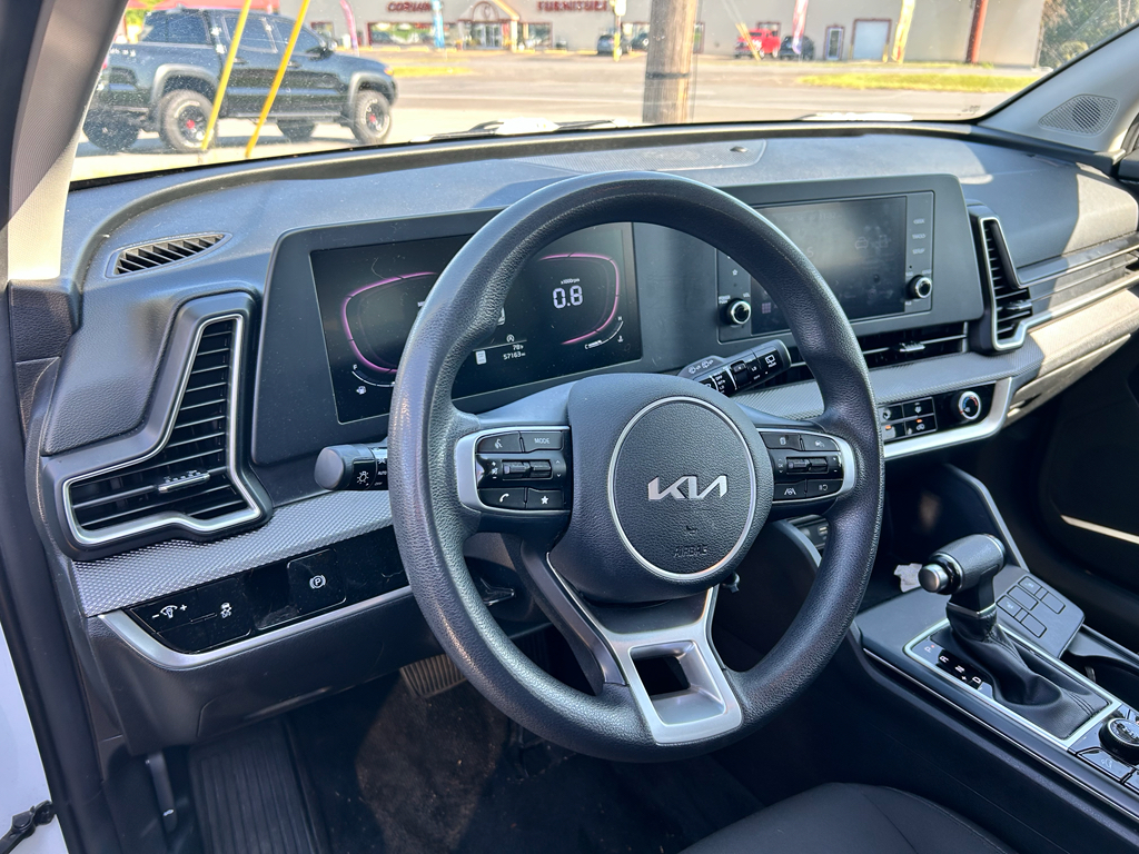 2023 Kia Sportage LX photo 8