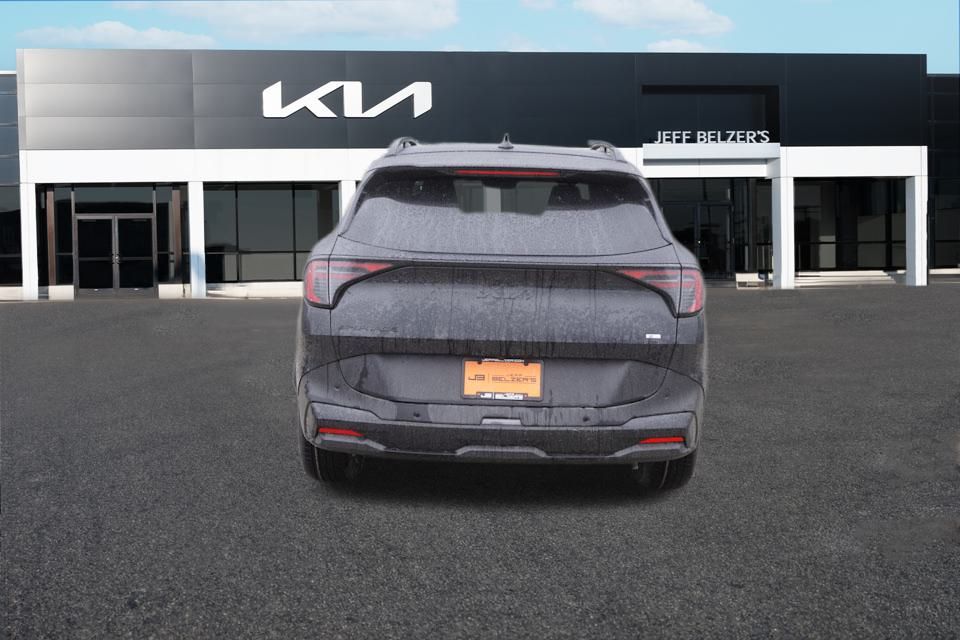 2026 Kia Sportage X-Line photo 4
