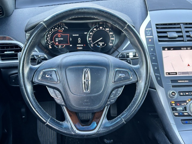 2017 Lincoln MKZ Reserve photo 11