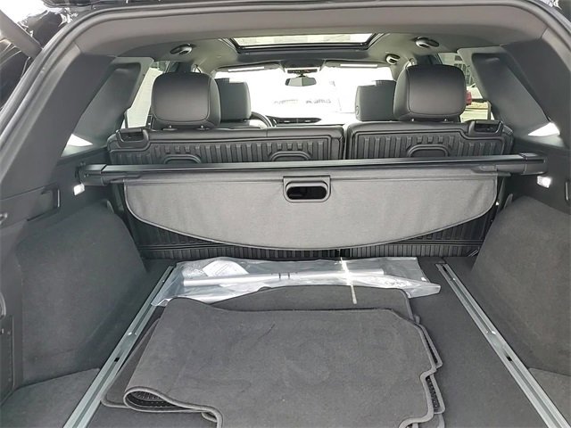 Used 2024 Stellar Black Metallic Cadillac Premium Luxury image 6