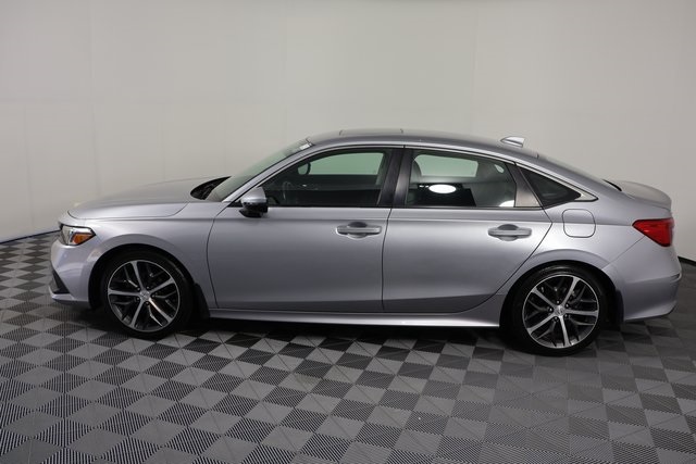 2024 Honda Civic Touring photo 5