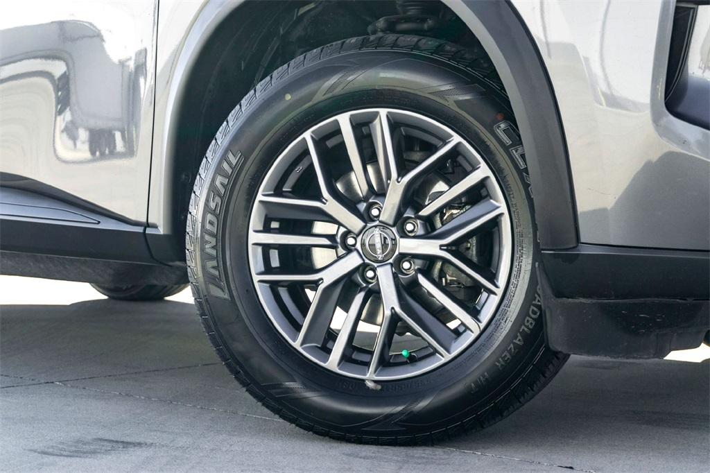 2023 Nissan Rogue S photo 2